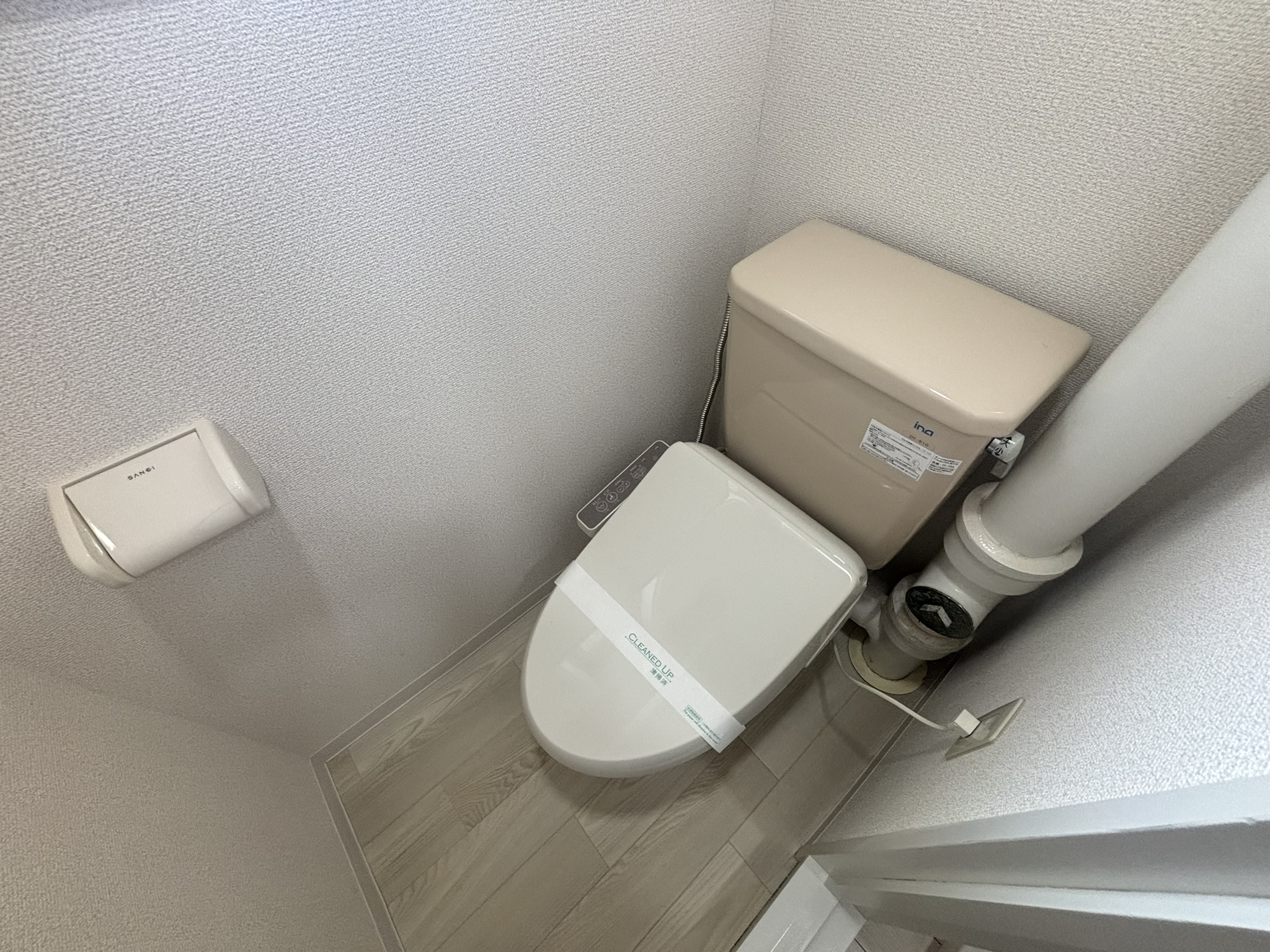 仙台市地下鉄東西線 卸町駅 徒歩12分 6階建 築44年のトイレ写真