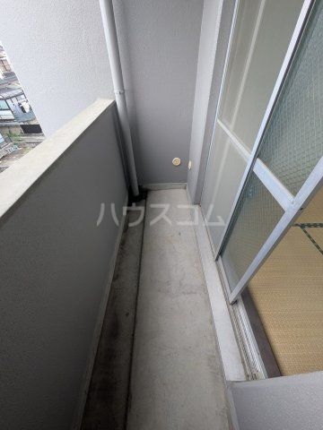 ガーデン上地の内装写真
