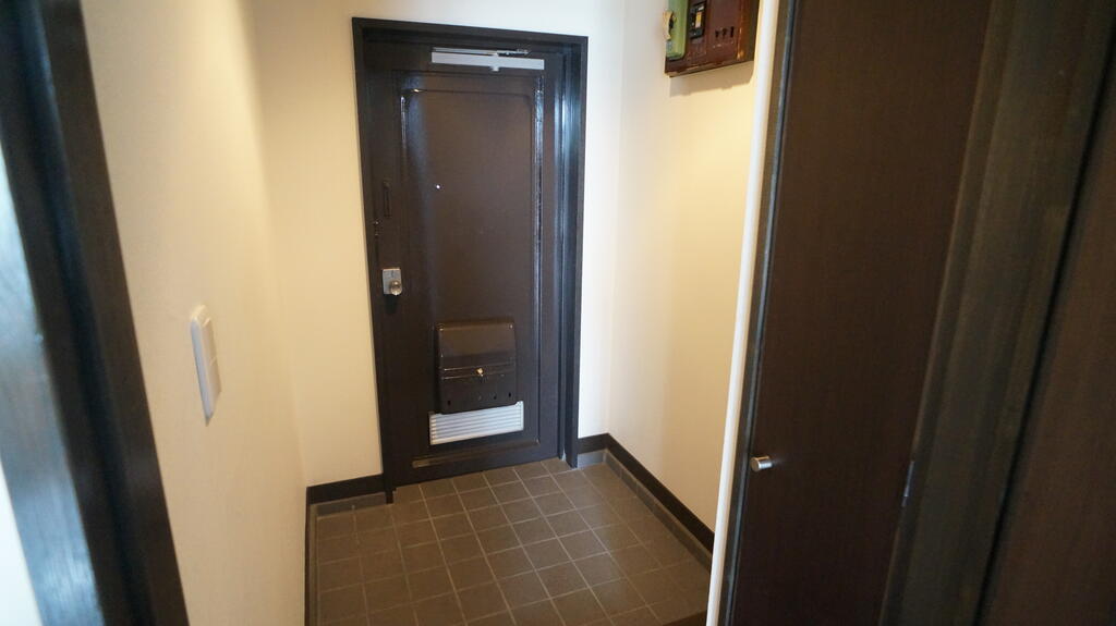 Miki House IIの玄関写真