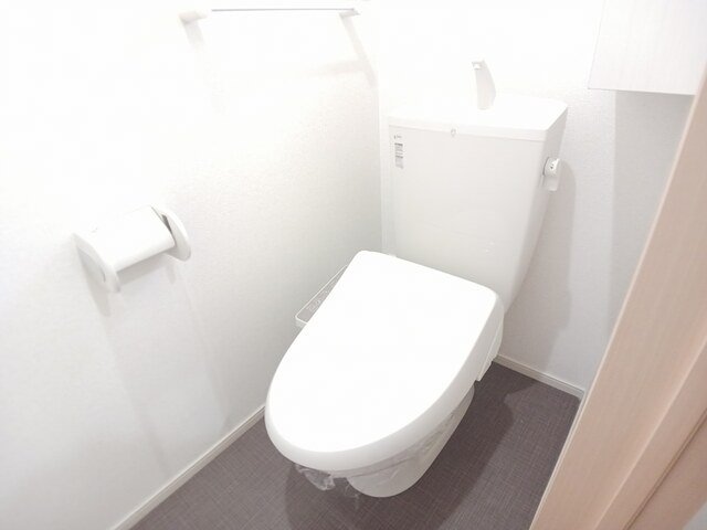 サニーセレノ Eのトイレ写真