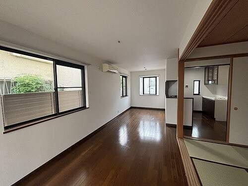 世田谷区奥沢8丁目戸建ての居間写真