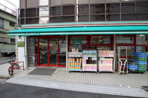 ファーストリアルタワー新宿の周辺写真
