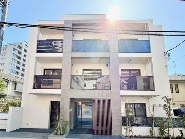 建物外観　落ち着いた雰囲気の外観です
