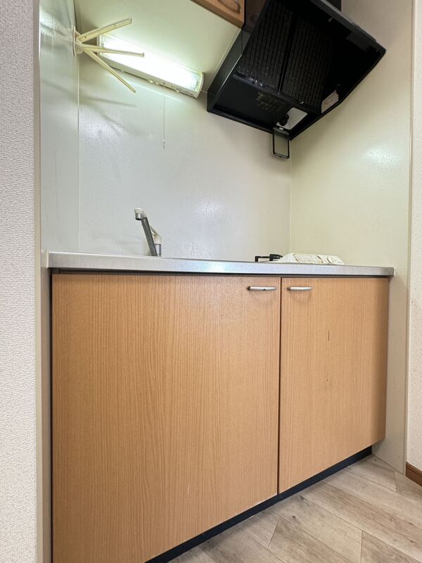 都営大江戸線 豊島園駅 徒歩5分 3階建 築24年のキッチン写真