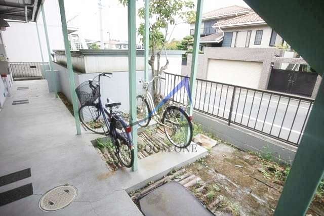 その他共有部分　駐輪スペースです。