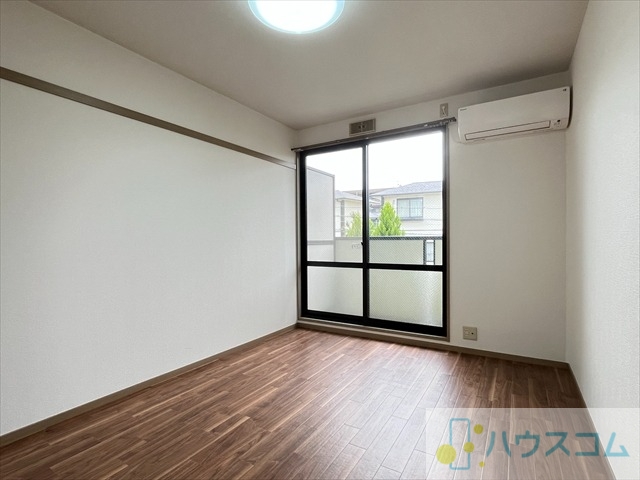 プレミアメゾン小野原東の居間写真