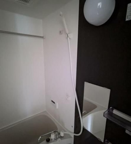 バス・シャワールーム　※別部屋参考写真