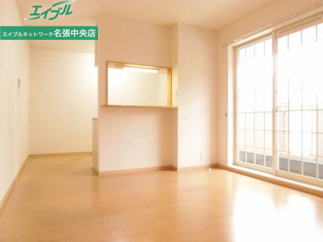 居室・リビング　反転タイプ写真