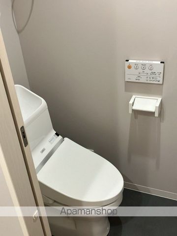 京成松戸線 上本郷駅 徒歩6分 2階建 築10年のトイレ写真