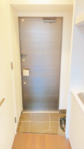 玄関　RELUXIA品川西大井