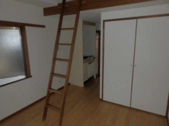 居室・リビング　☆参考写真　※別室のお部屋です。詳細はお問い合わせ下さい。