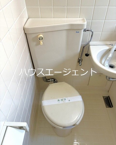 トイレ　きれいなトイレです