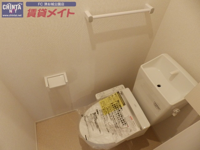 セントラル ビスタ 半田 Iのトイレ写真