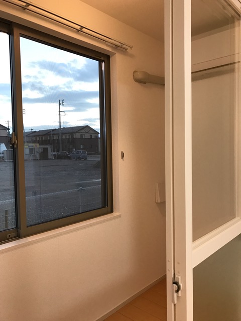 新潟市中央区 3階建 築13年の内装写真