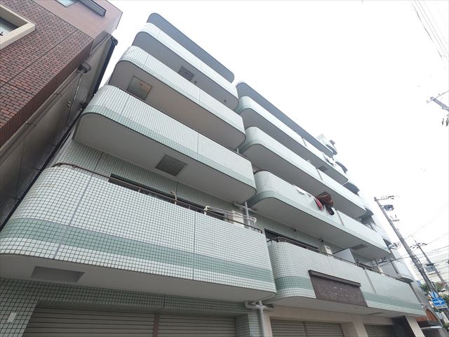 建物外観　鉄筋コンクリート造のマンションタイプ