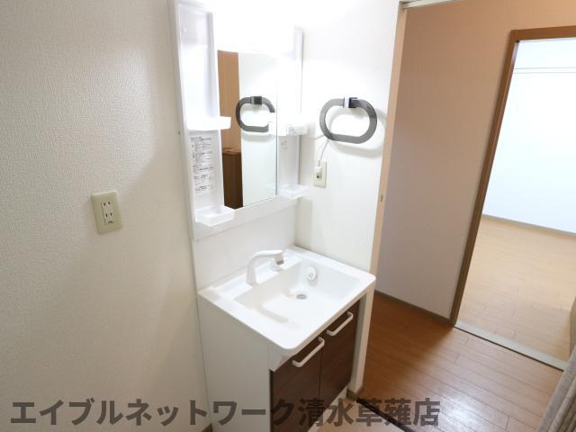 洗面設備　忙しい朝には欠かせない洗面所です