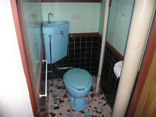 トイレ　トイレ