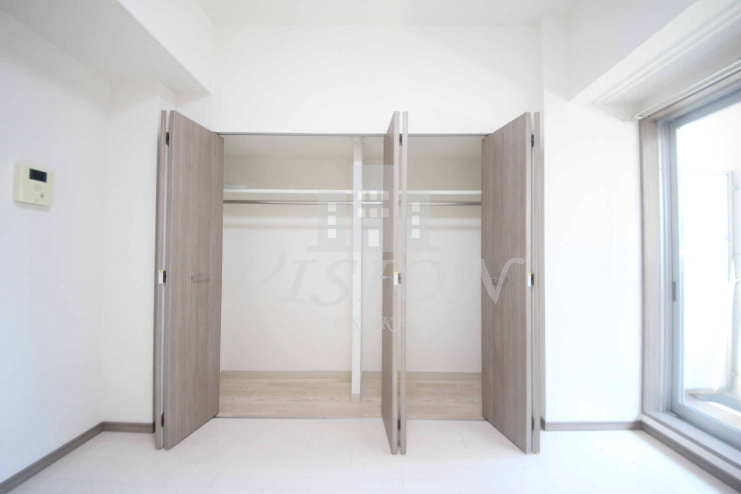 収納　別タイプのお部屋の写真になります。