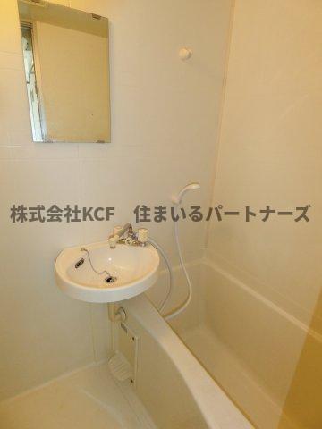 バス・シャワールーム　お風呂で日々の疲れを落としましょう