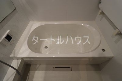 シャーメゾン ポルタフォルトゥーナの風呂写真