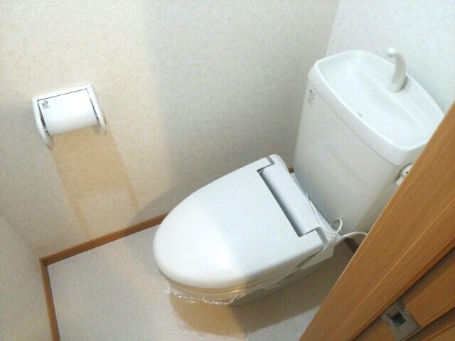 【マリオンＡのトイレ】