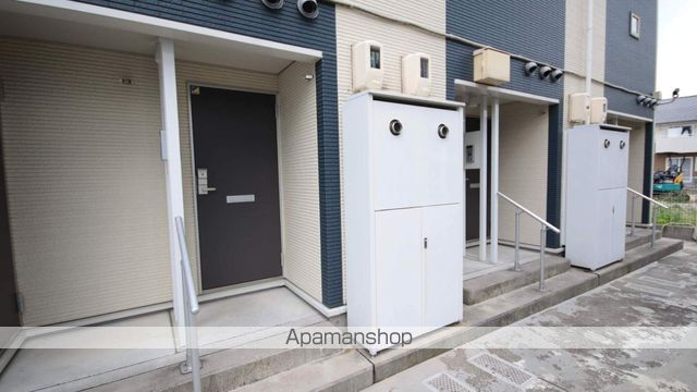 駐車場　エントランス