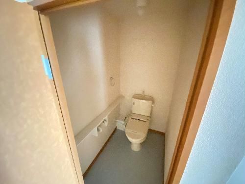 【東松山市大字石橋のアパートのトイレ】