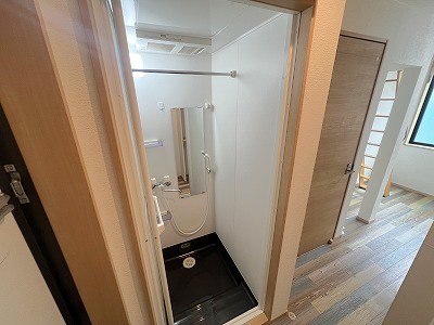 バス・シャワールーム　足湯機能付・浴室乾燥機