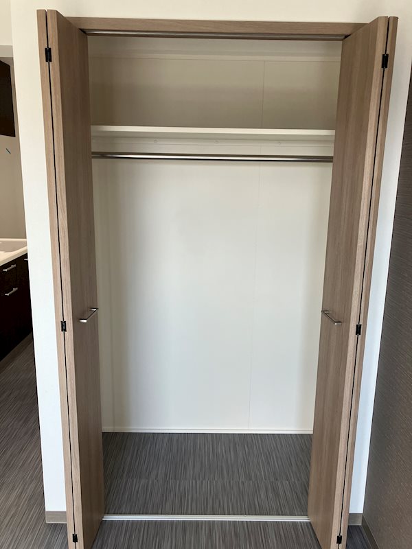 収納　洋間収納