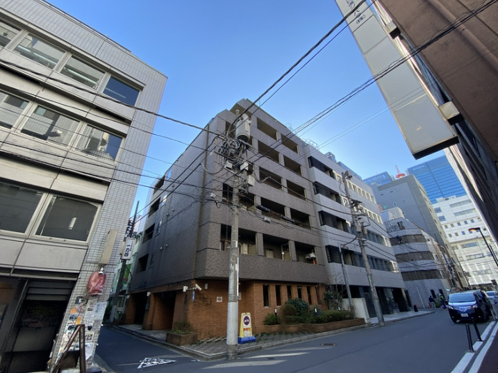 千代田区内神田のマンションの建物外観