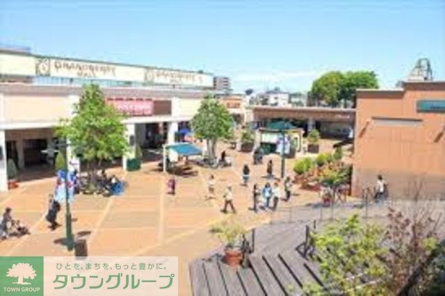 【町田市中町のマンションのショッピングセンター】