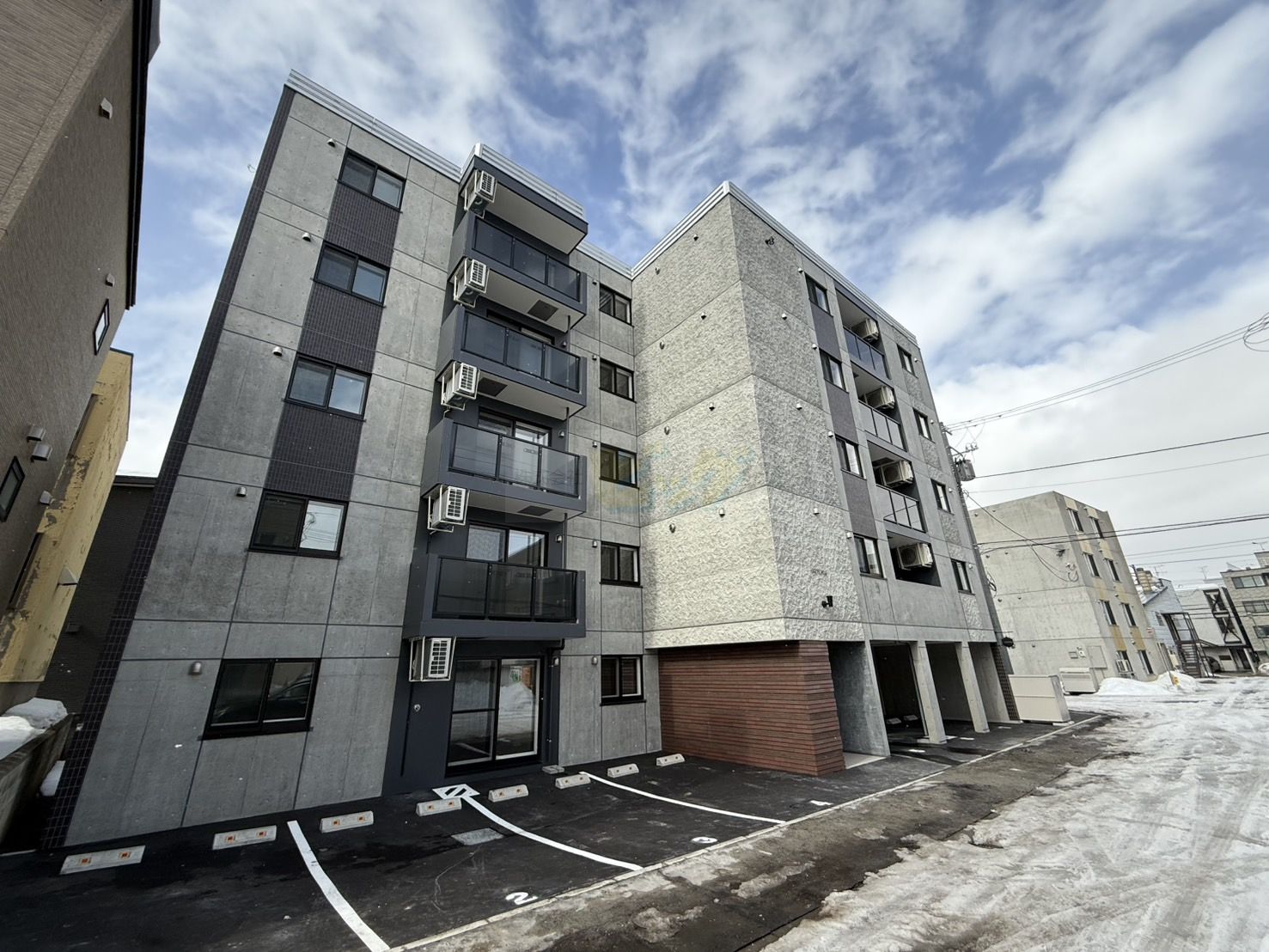 建物外観　ガス上限付きで光熱費がお得なデザイナーズ仕様のお部屋です♪★