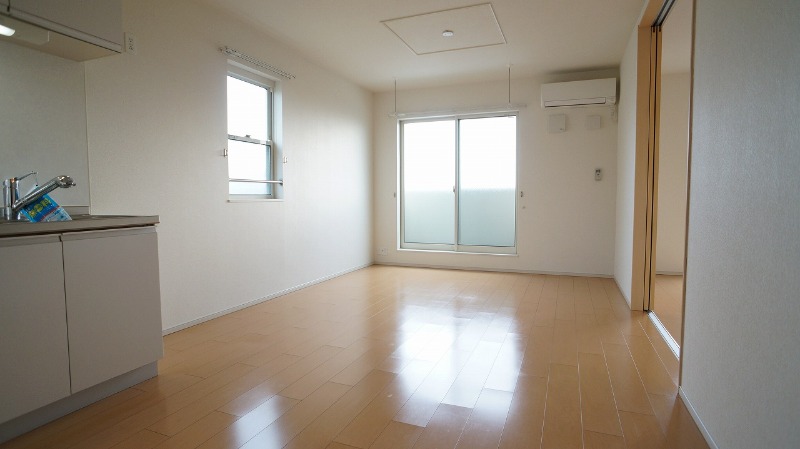 居室・リビング　図面と現状に相違がある場合には現状を優先