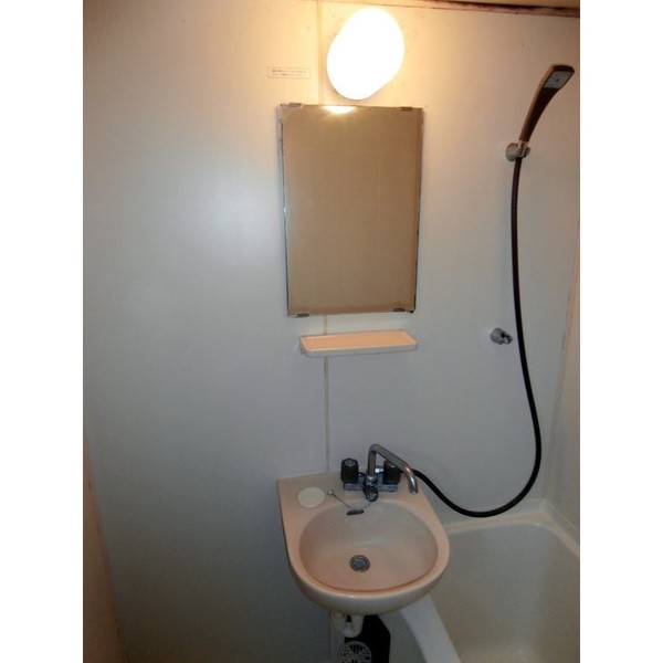 洗面設備　１０７