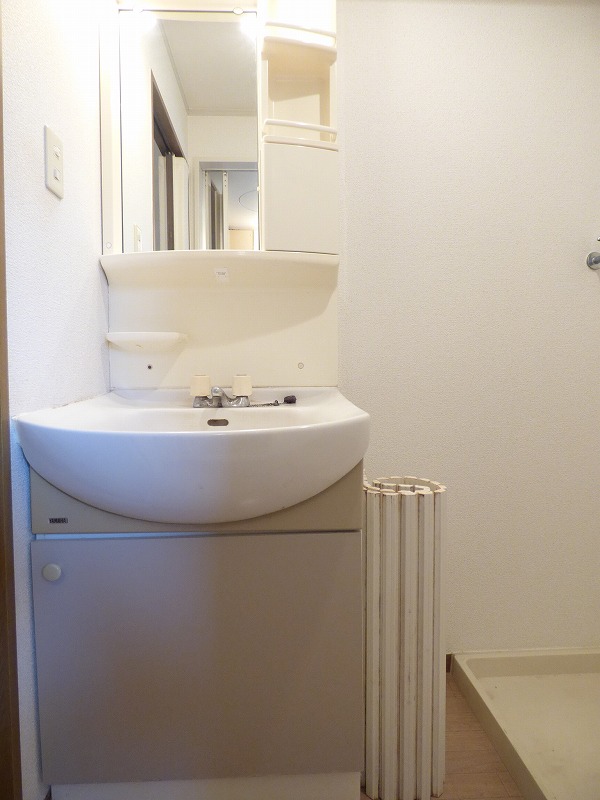 洗面設備　205号の写真になります。