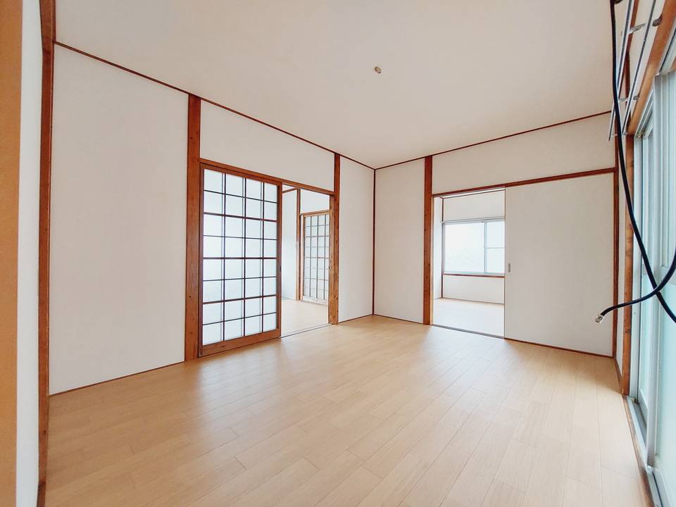 居室・リビング　リビング