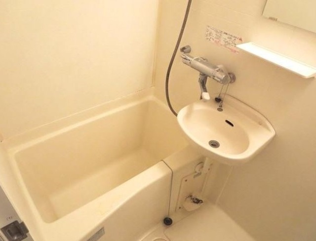 バス・シャワールーム　バス