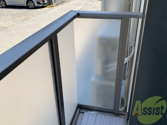 バルコニー　バルコニーはこちらです。広いのでのびのびと作業ができます