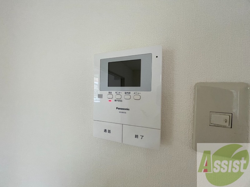 セキュリティ　インターホンで来客確認ができます。安心ですね。