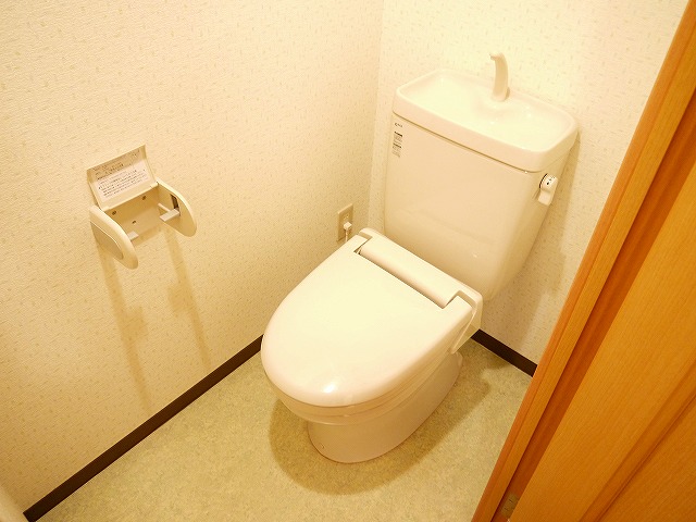 トイレ　ゆったりとした空間のトイレです