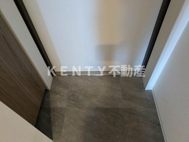 玄関　収納もある玄関です