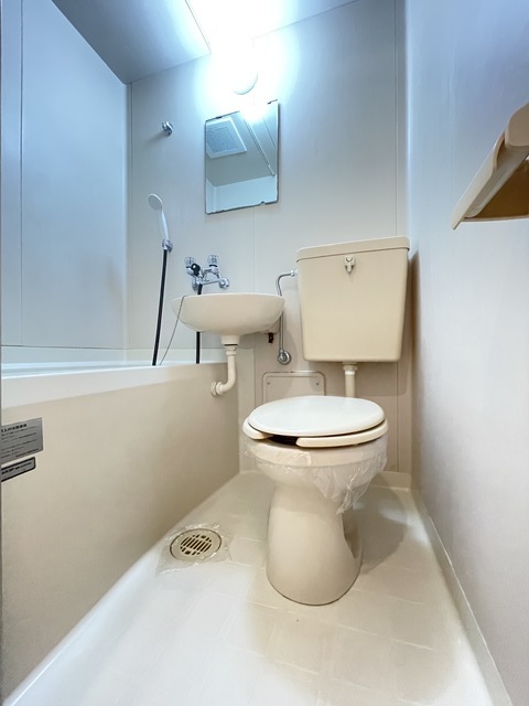 バス・シャワールーム