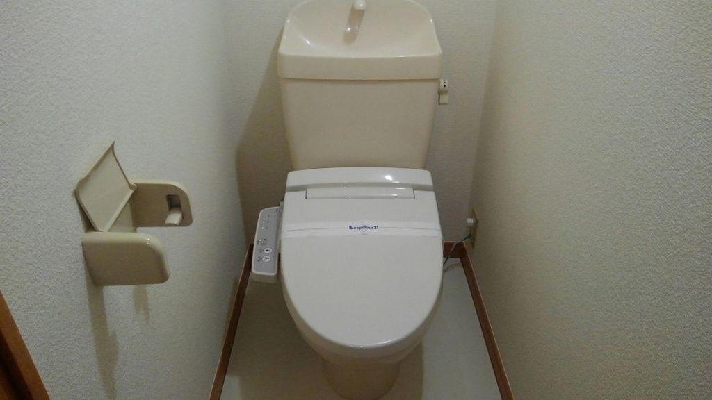 その他　ウォシュレット付き