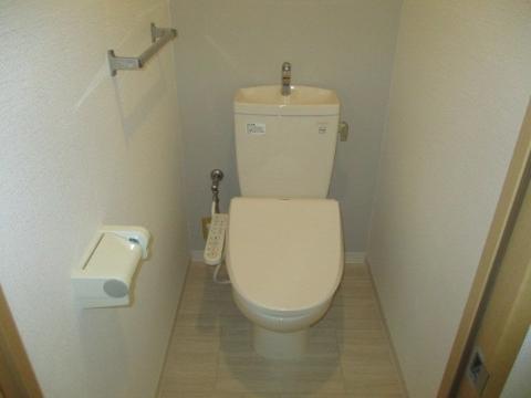 トイレ　シャワー付トイレ