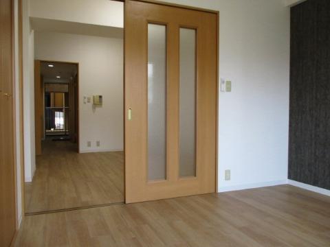 居室・リビング　室内