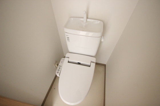 トイレ　※別部屋の写真です