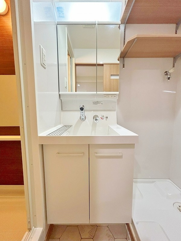 洗面設備　★洗面脱衣所/シャワー付き洗面台★