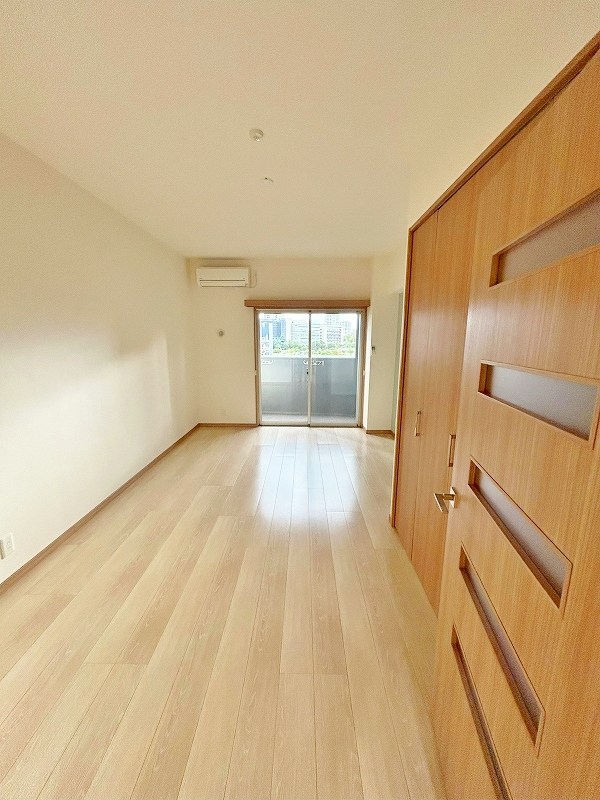 居室・リビング　★洋室9帖★