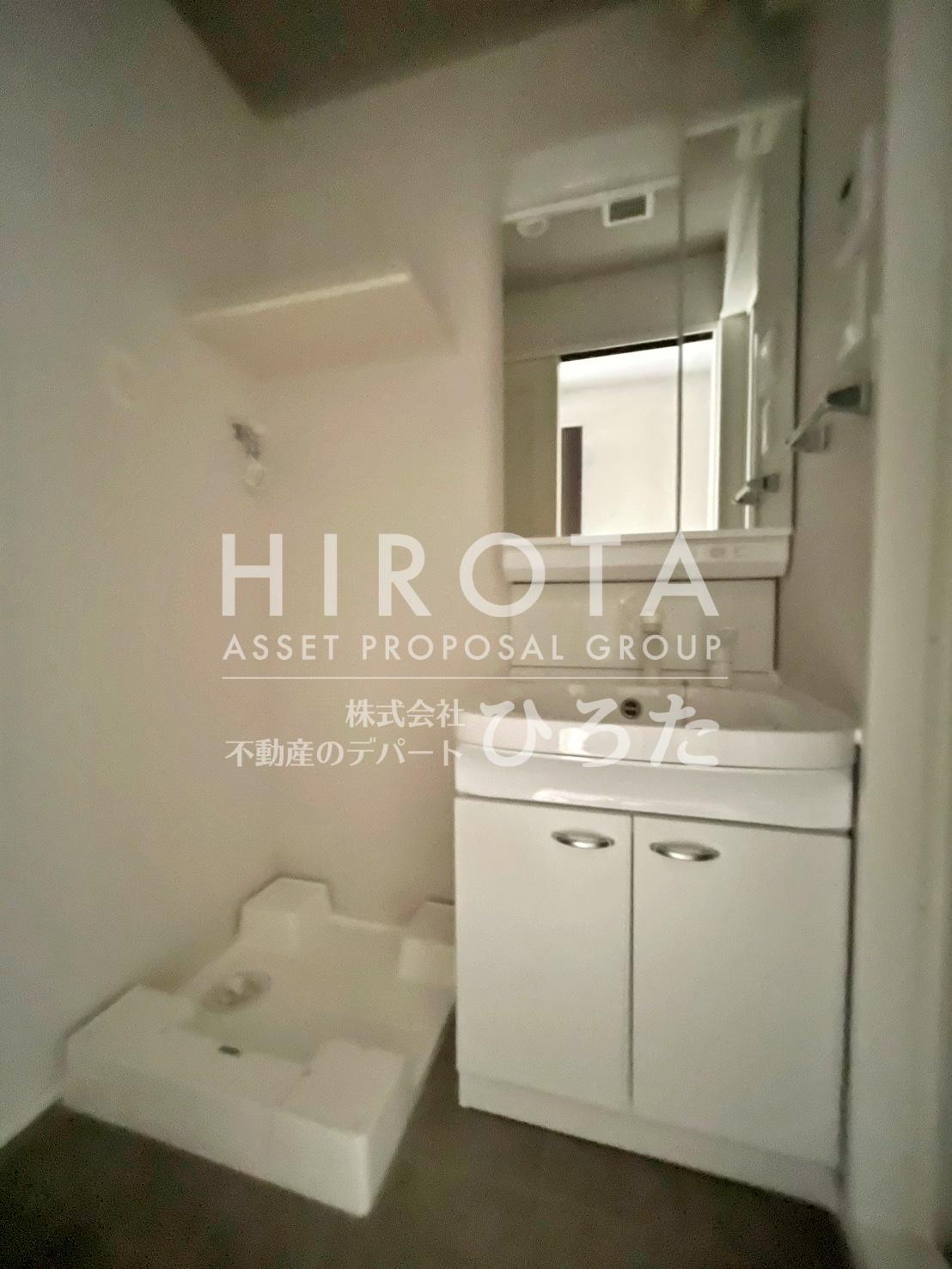 洗面設備　同仕様写真になります