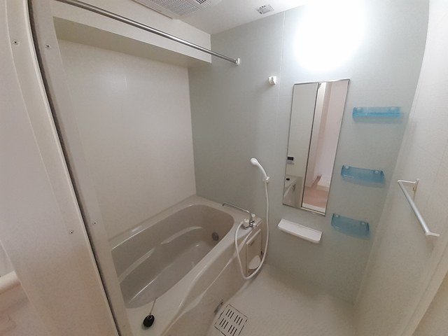 バス・シャワールーム　日々の暮らしに欠かせないお風呂です